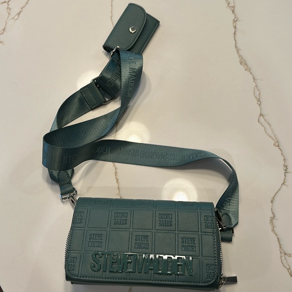 Steve Madden, Crossbody bag
